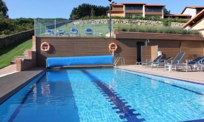 Lloreda Cottage | Apartamentos rurales Laboz for 8 people