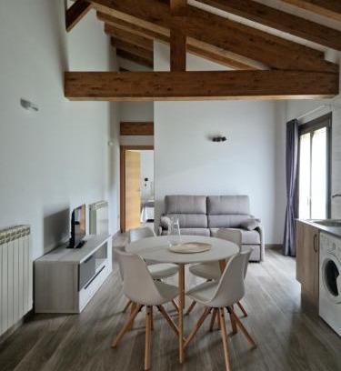 Panes Apartment | Apartamentos Villa de Panes - La Plaza