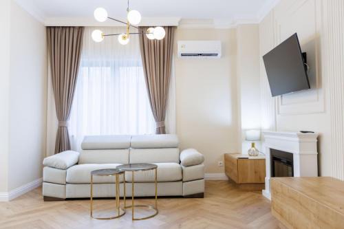 Baia Mare Apartment | ApartButterfly