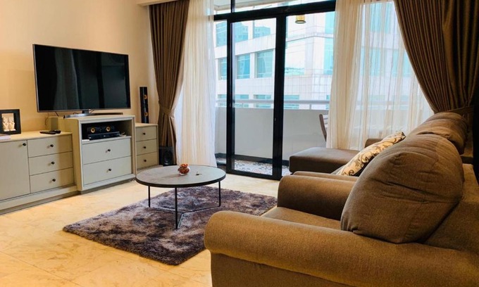 Palmerah Apartment | Apartemen Exclusive Slipi Grogol Senayan Sudirman 3BR 1 Full Furnished