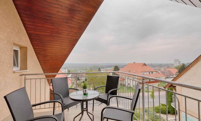 Heviz Condo | Apartement Penthouse apartment with air conditioning