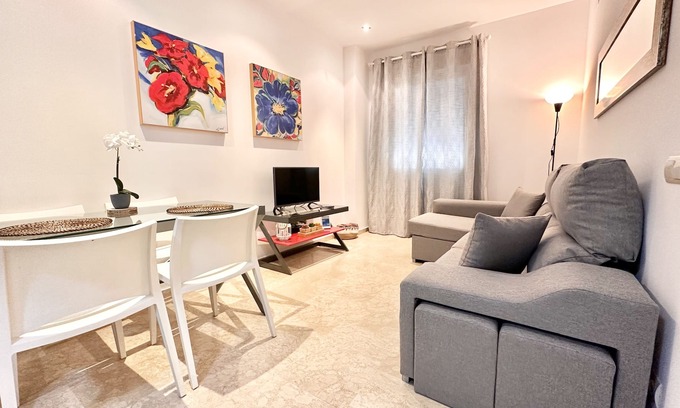 Bormujos Apartment | Apartflat® Piscina, Parking, Wifi y Mucho Mas!