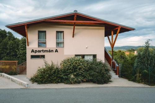 Sedlec-Prcice Apartment | apartmán Monínec A4 pro až 6 osob