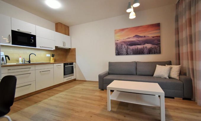 Horni Marsov Apartment | Apartmán Promenada 276-10 Horní Maršov