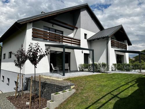 Hodkovice nad Mohelkou Apartment | Apartmány DEER House