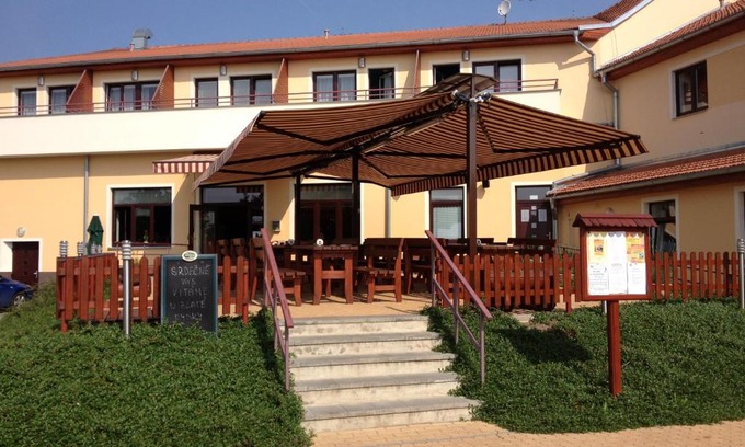 Tucapy Hotel | Apartmány, Penzion, Wellness U zlaté rybky