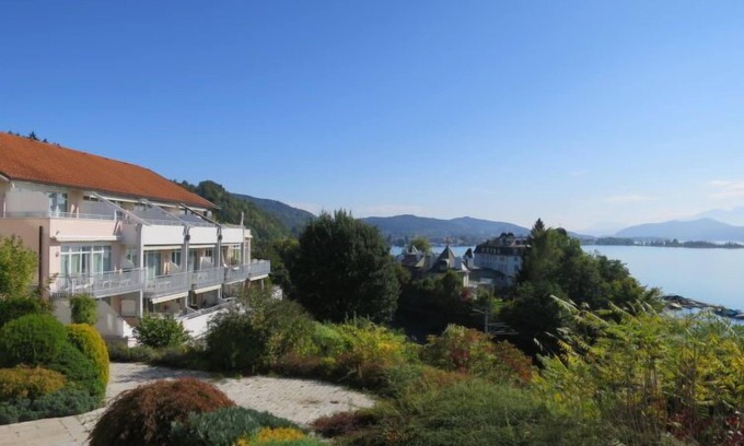Techelsberg am Worther See Apartment | Apartment Vinzek by Interhome