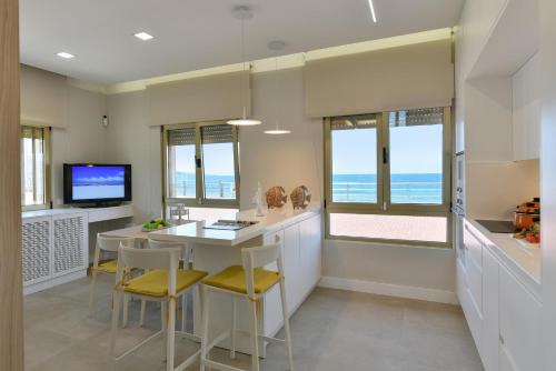 Las Palmas de Gran Canaria Apartment | Apartment Bolivia en el Mar by VillaGranCanaria