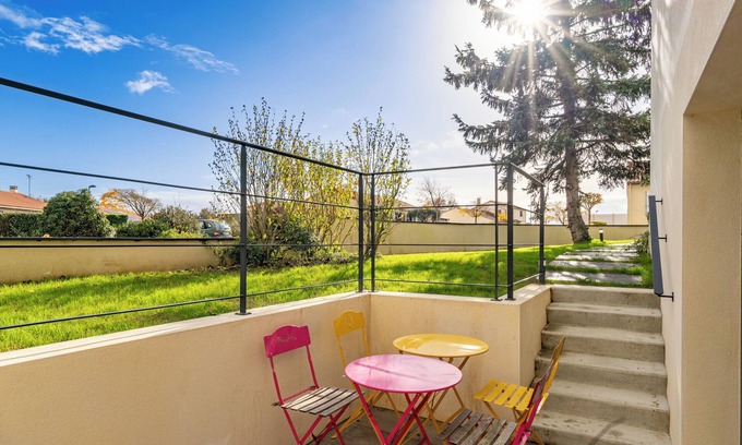 Saint-Christophe-du-Bois Apartment | Apartment 'La Chevallerie' with Private Terrace, Private Garden and Wi-Fi