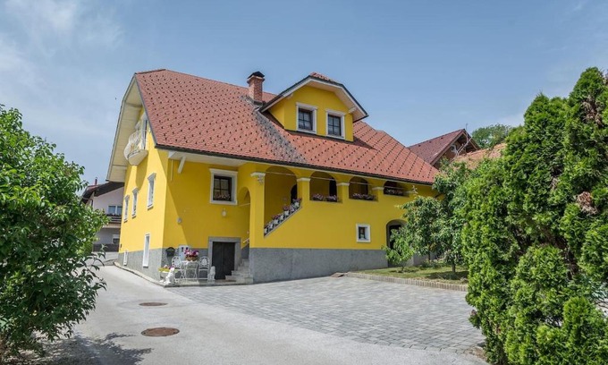 Praprotna Polica Apartment | APARTMA AJDA