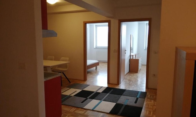 Ljubljana City Centre Apartment | Apartma Lunca 1