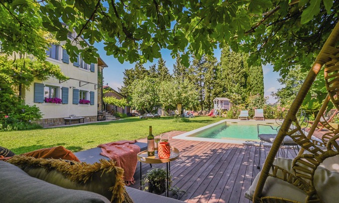 Izola Apartment | Apartma Medoši, Charming 1-bedroom apartment in enchanting Izola with WiFi, AC