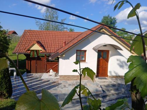 Dolenjske Toplice Apartment | Apartma Zidanca Bele