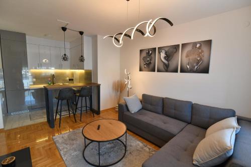 Pirot Apartment | Apartman Dina