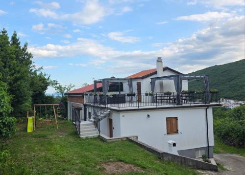 Golovik Apartment | Apartman Elani