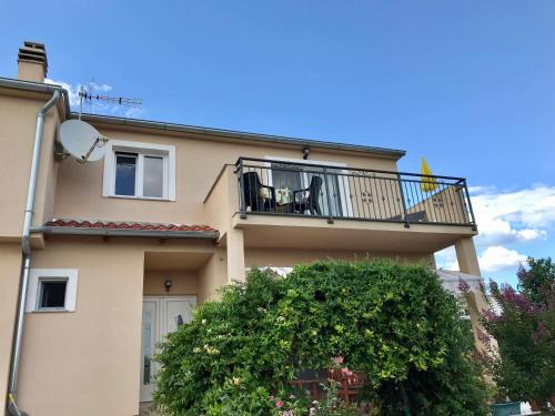 Tribunj Apartment | Apartman Laura
