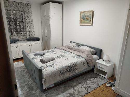Pirot Apartment | Apartman NINASTA