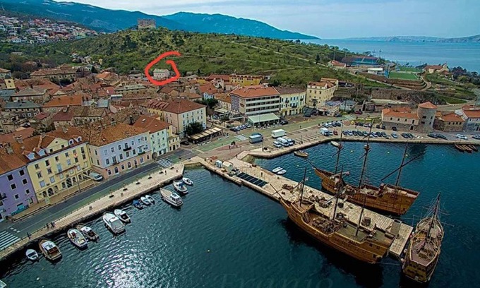 Senj Apartment | Apartmani Pod Nehajem