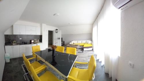 Perucac Apartment | Apartmani Romansa Perucac