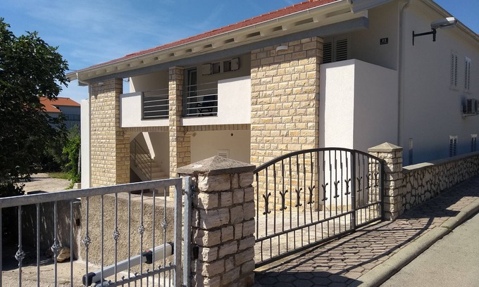 Novalja Apartment | ApartmaniKatia for a first class holiday "B"