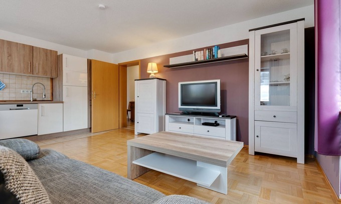 Raich Apartment | Apartment on the edge of the forest