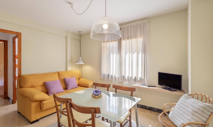 Sant Llorenc de Morunys Apartment | Apartment 'El Portal' with Mountain View, Shared Garden and Wi-Fi