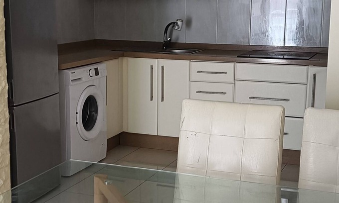 Santa Cruz de Tenerife Apartment | Apartment very close to the beach, in the south of the island of Tenerife.