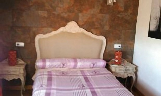 Villarrubia de Santiago Apartment | Apartment for 6 people, in three bedrooms, one hour from Madrid.