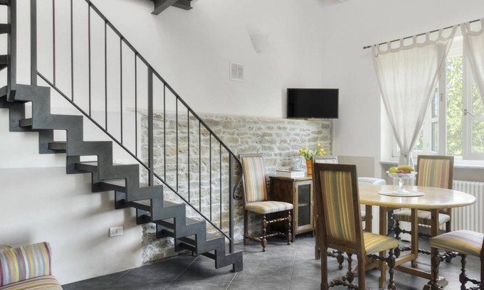 Santo Stefano Belbo Apartment | Apartment Split level