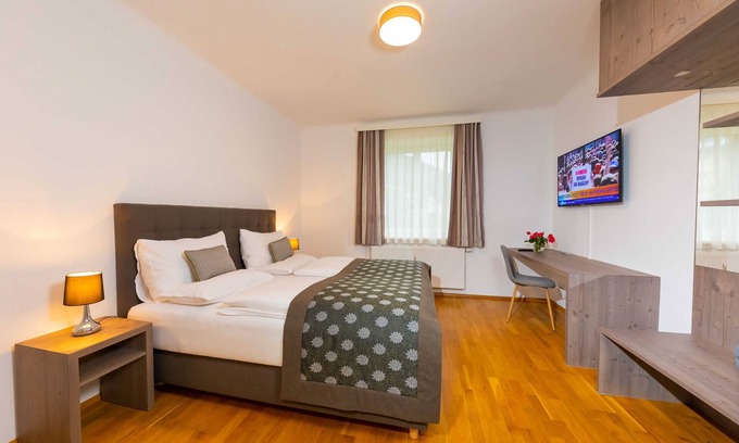 Uebelbach Apartment | Apartment Azure - Apartmenthaus Pastner am Teich