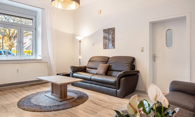 Region Hannover District Apartment | Apartment 'Am Hof' with Wi-Fi