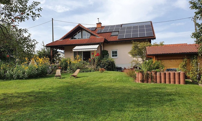 Wutoeschingen Apartment | Apartment 'Ferienwohnung Wutachtal' with Shared Garden, Balcony and Wi-Fi