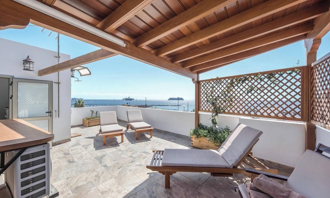 San Andres Apartment | Apartment "Casa Julia 1" close to the Beach with Sea View and Terrace