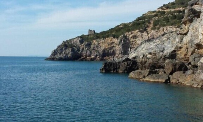 Cala Piccola Apartment | Apartment with 2 bedrooms, private garden, private access to the sea and swimming pool