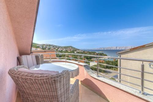 Klenovica Apartment | Apartment Ćosić Green