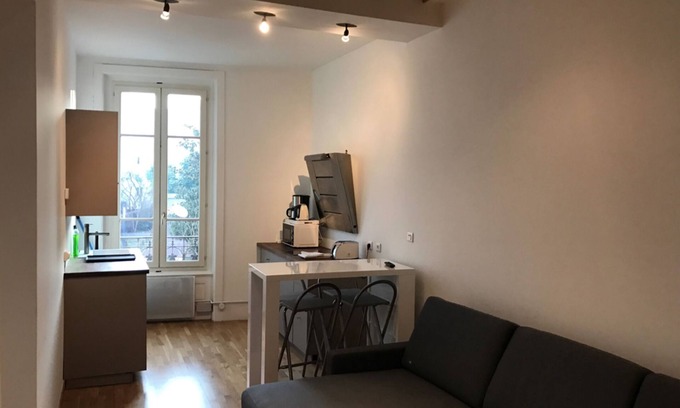 Zola - Pressense Apartment | Apartment-1 bedroom - 6p.- 40M2-wifi-METRO