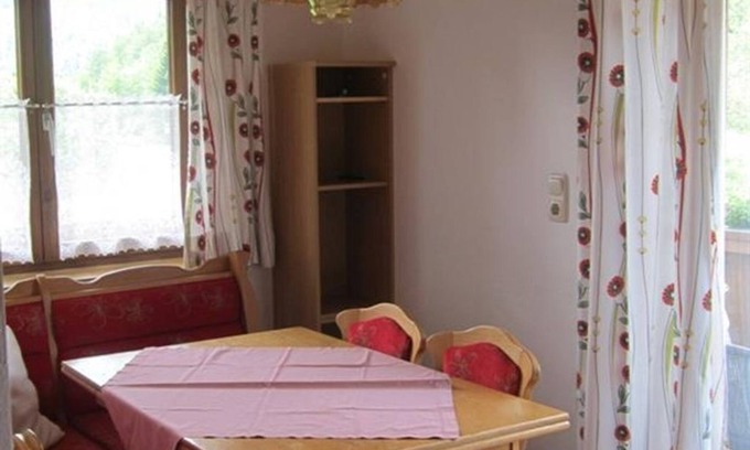 Faistenau Apartment | Apartment 1. Floor - Apartment Walburga Ebner