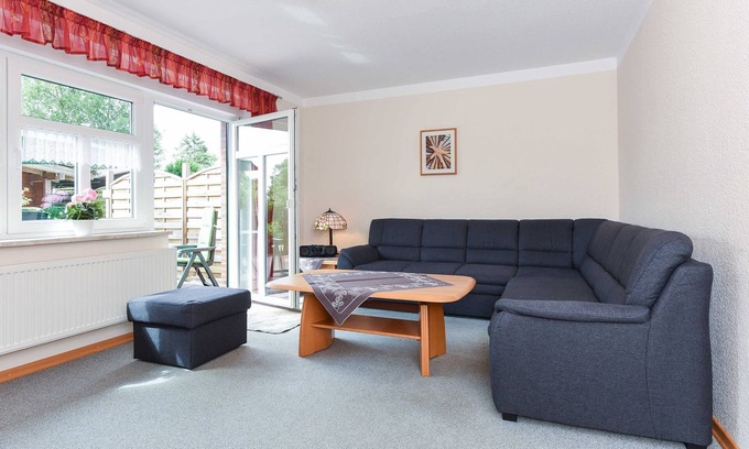 Bensersiel Apartment | Apartment 1 - House Sandbank