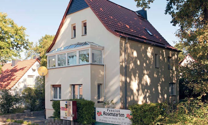Sangerhausen Apartment | Apartment 1 - Pension Rosengarten