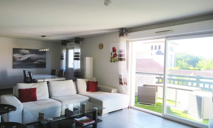 Tosse Apartment | Apartment 10 mins from the ocean Seignosse Hossegor Le clos du château
