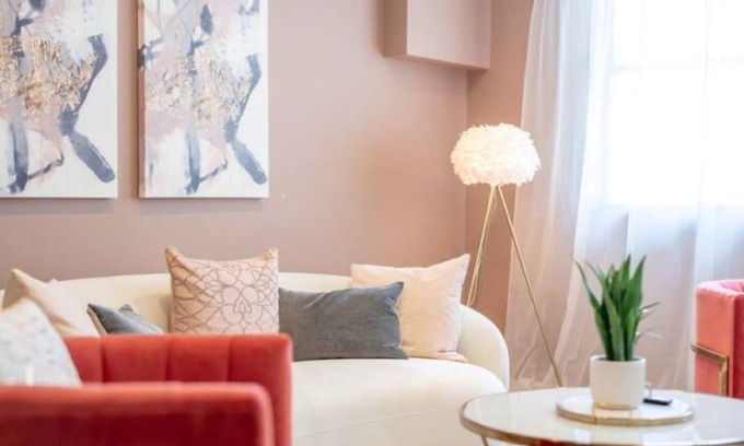 North Buckhead Apartment | Apartment 102