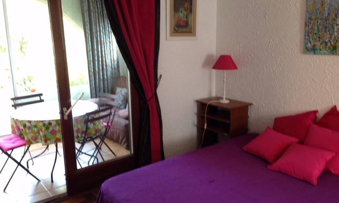 Marine de Saint Ambroggio Apartment | APARTMENT 109 PIAZZE turnkey TERRASE APPT fully equipped for 4 PERS max