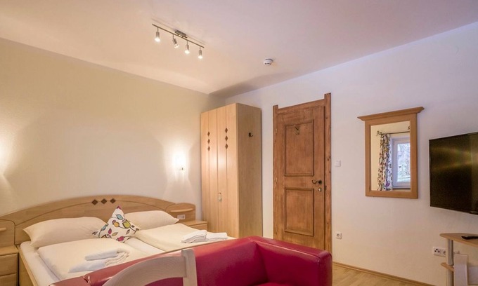 Landl Apartment | Apartment 19 - family paradise MoNi