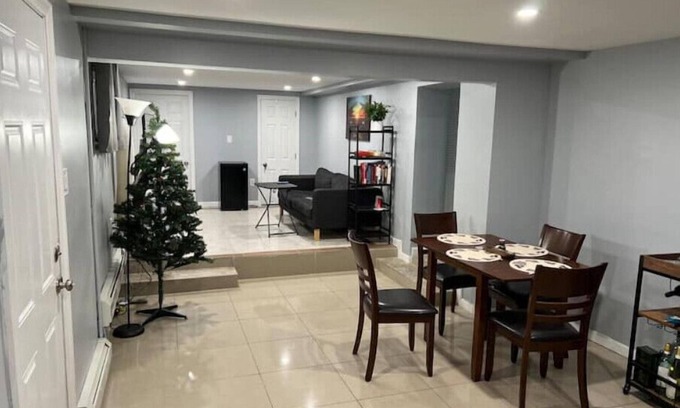 North Bergen Apartment | Apartment 1BR 3 miles NYC Full kitchenn
