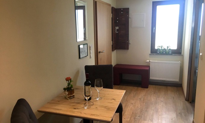 Moessingen Apartment | Apartment 2, 30qm, 1 Schlafzimmer für 1-2 Personen
