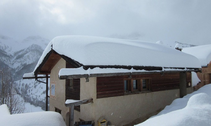 Saint-Veran Apartment | apartment 2/4 per. 335 to 470 €/week.
