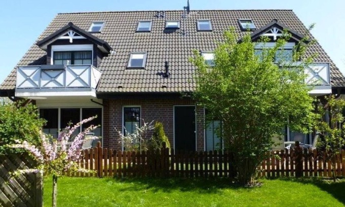 Zingst Apartment | Apartment 2 "Neue Liebe" zfw/111 - modern vacation apartment in the apartment house "Neue Liebe".