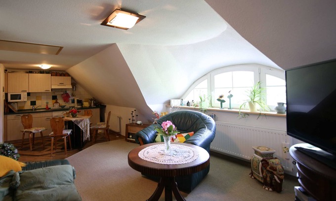 Fuhlendorf Apartment | Apartment 2 (OG) - Apartment in historic farmhouse