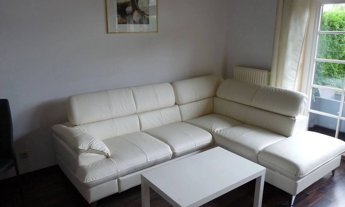 Hinrichshagen Cottage | Apartment 2 - restaurant and boarding Schinkenkrug - Property 50882