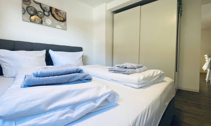 Schmieheim Apartment | Apartment 2 with covered parking lot near the Europapark